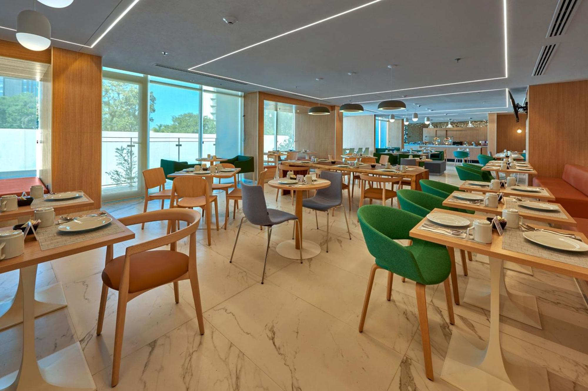 City Express Plus By Marriott Guadalajara Providencia Exterior photo