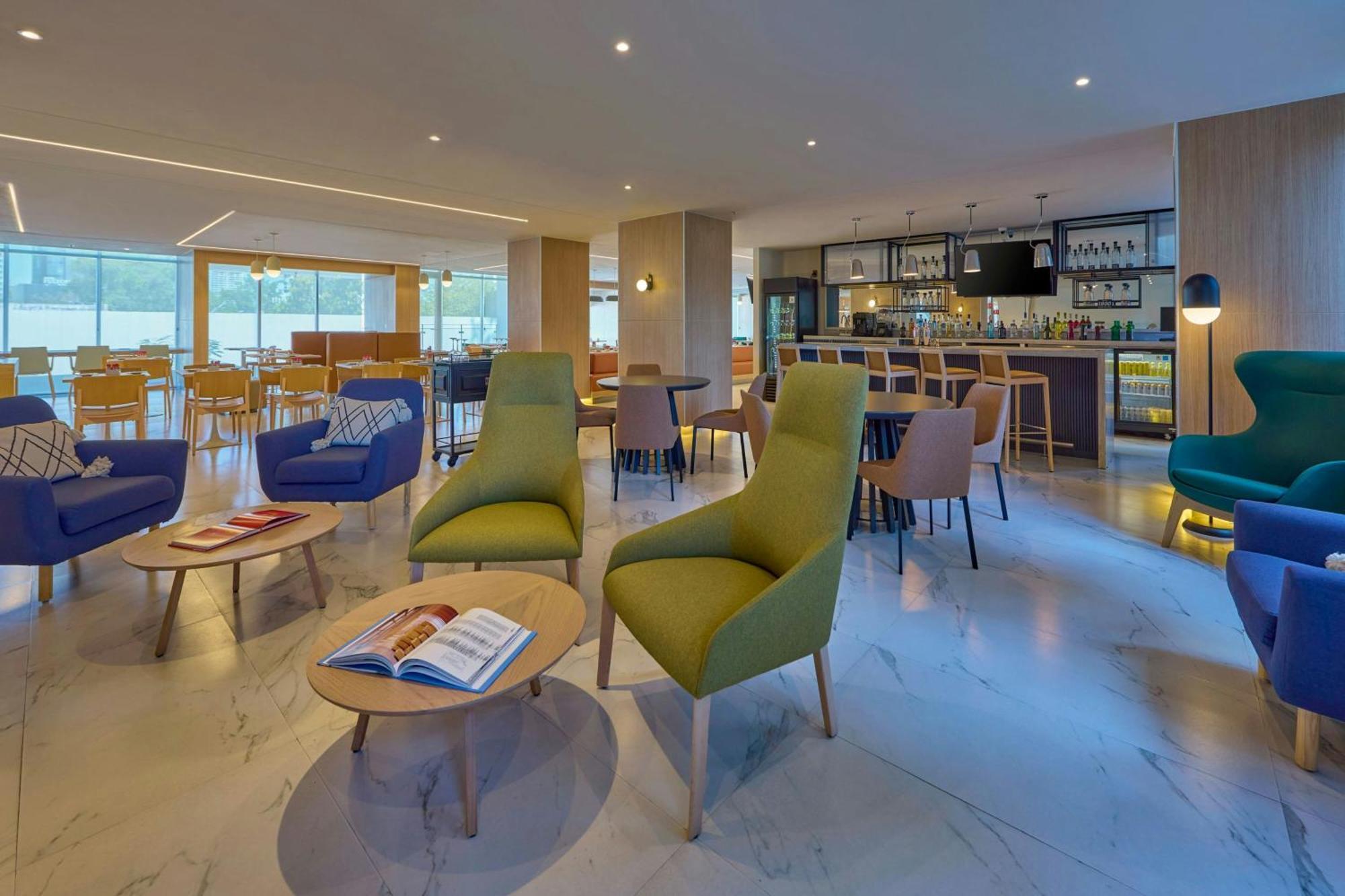 City Express Plus By Marriott Guadalajara Providencia Exterior photo